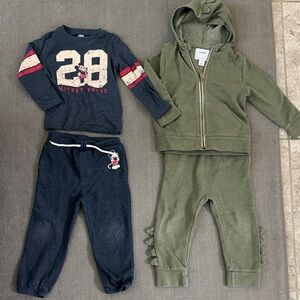 Preowned Old Navy Mickey & Dino Boys Set Bundle